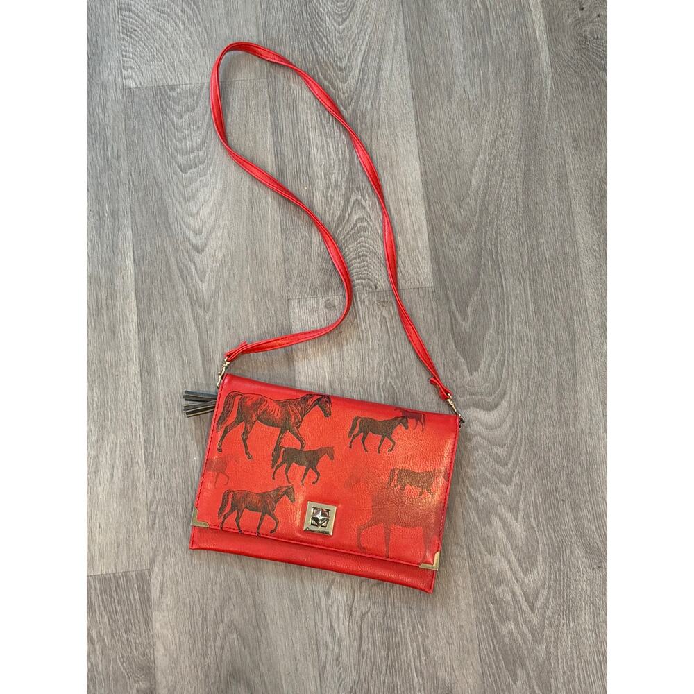 Vintage Awst International red shoulder bag purse with horses gold tone details